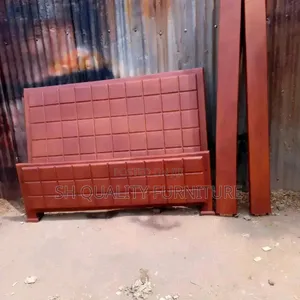 Squared Board Bed