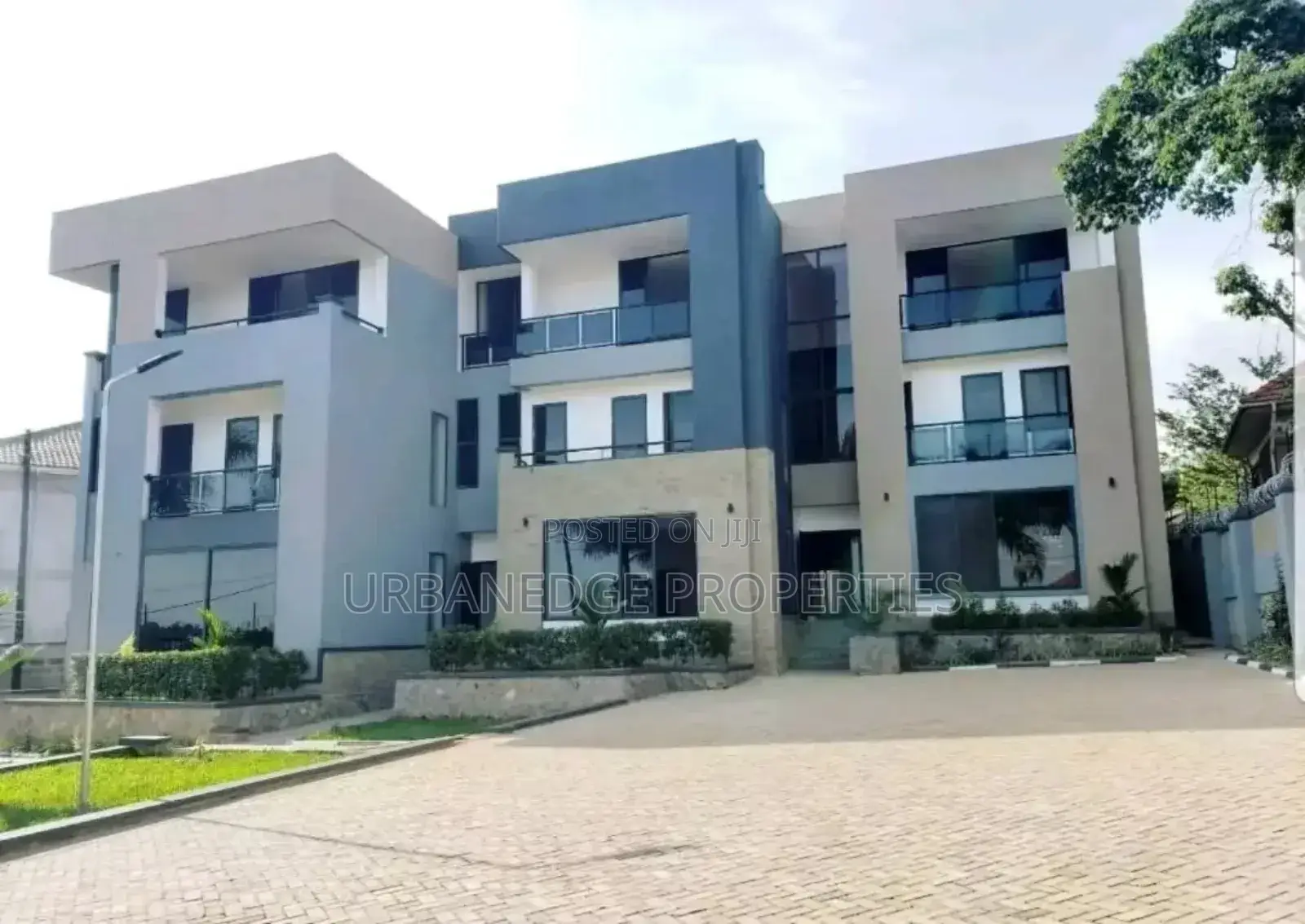 5bdrm Villa in Munyonyo, Central Division for rent