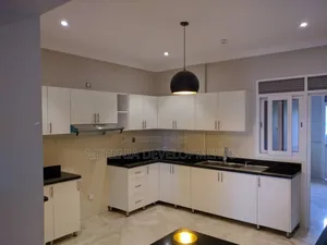 3bdrm Apartment in Kololo, Central Division for rent