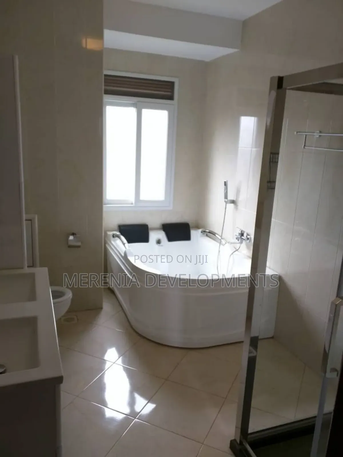 3bdrm Apartment in Kololo, Central Division for rent