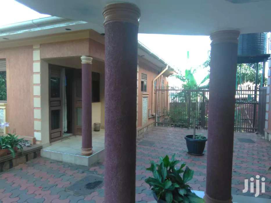 Fully Furnished Two Bedroom Apartment In Makindye For Rent