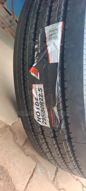 295/80r22.5 Onyx