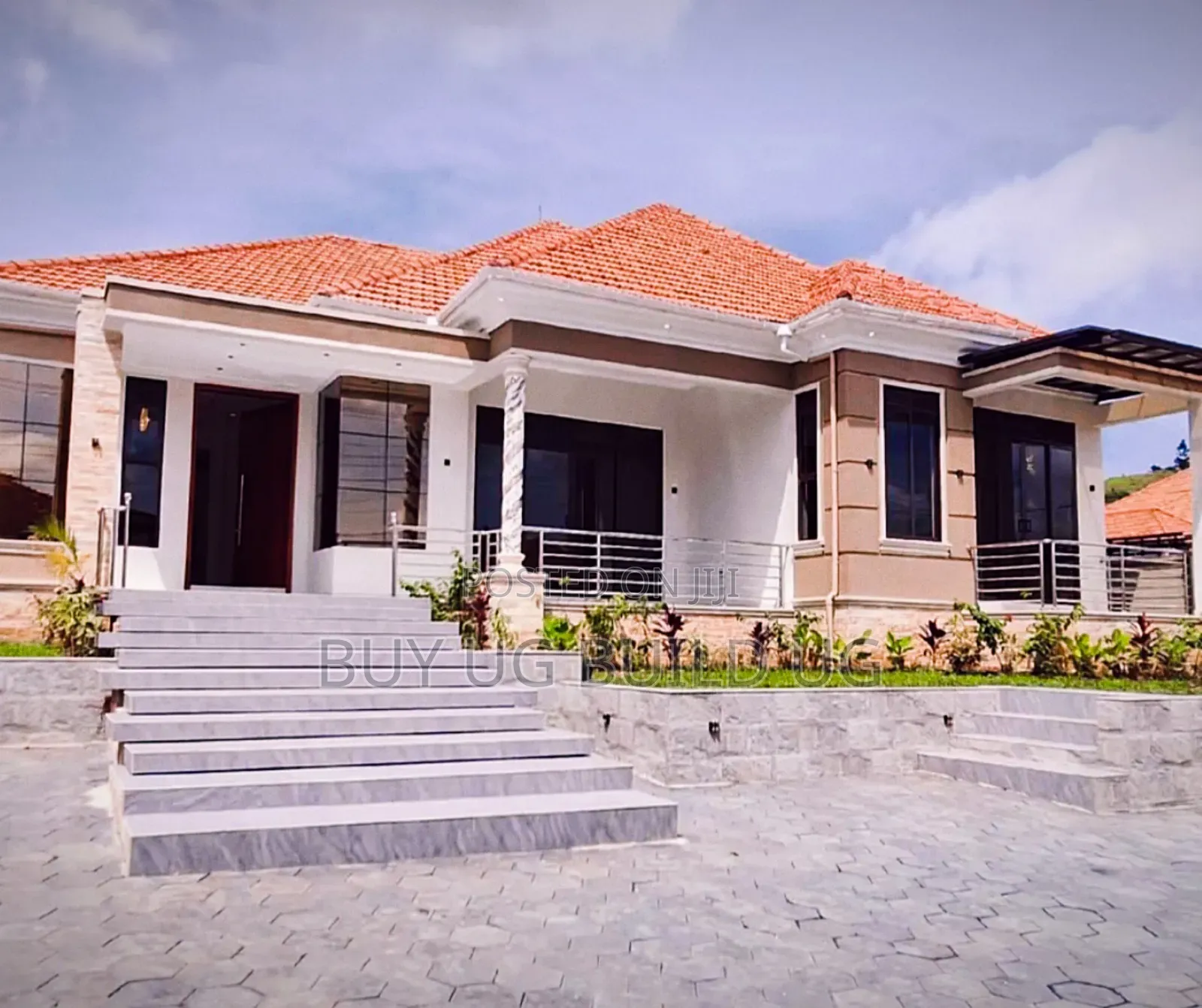 4bdrm Bungalow in Akright City, Central Division for sale