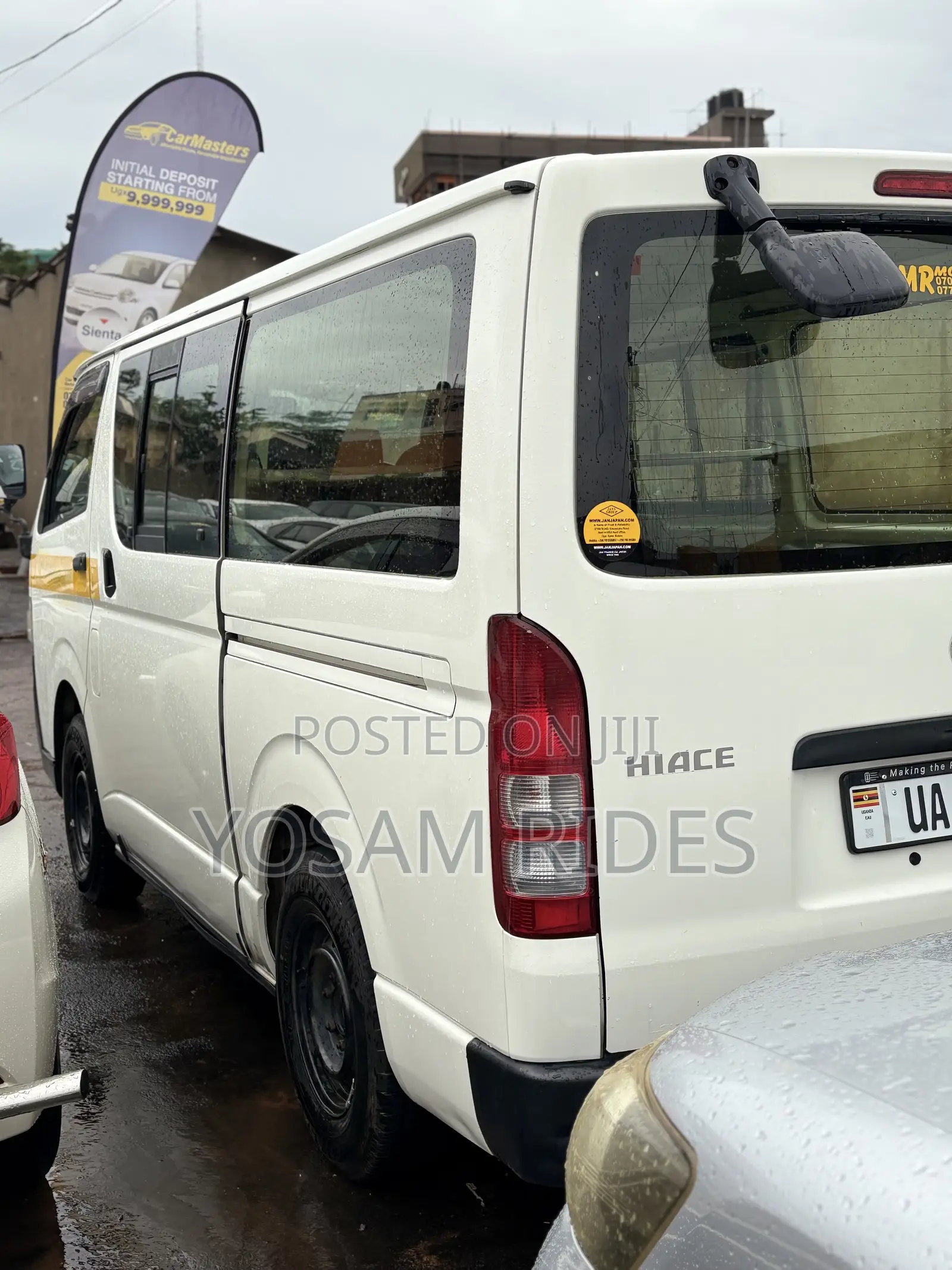 Toyota HiAce 2012 White