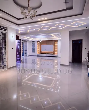 7bdrm Maisonette in Munyonyo, Central Division for sale