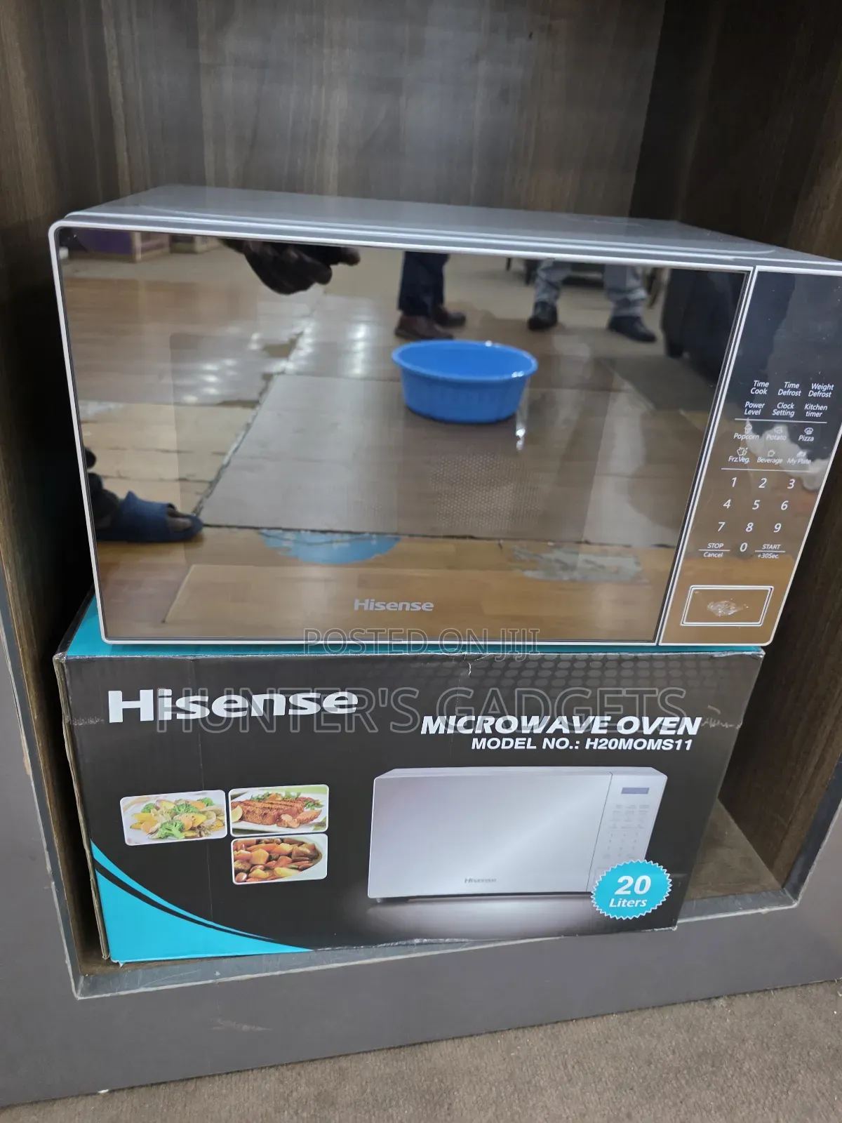 Hisense Microwave Oven 20 Litres Brand New