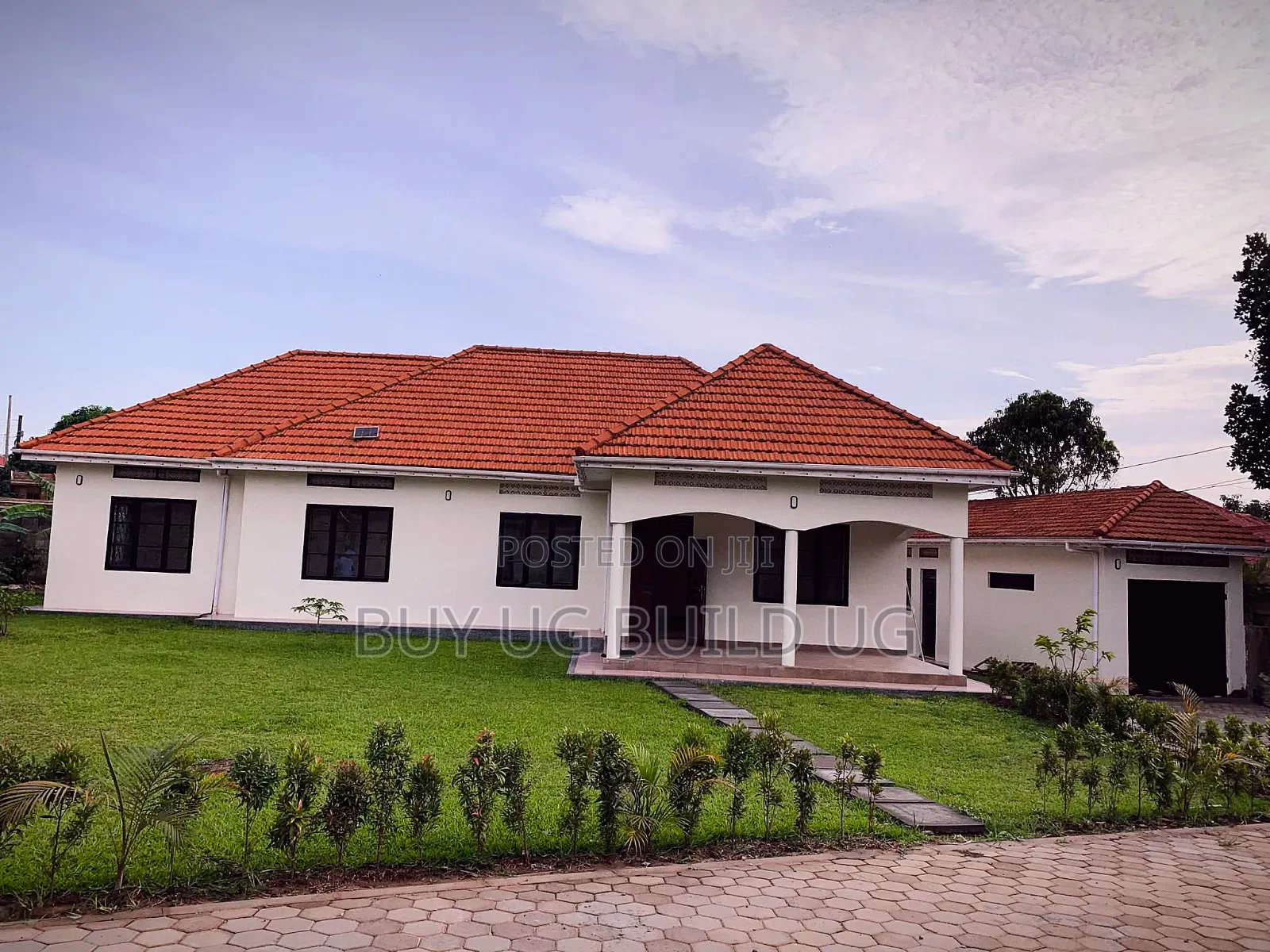 4bdrm Bungalow in Kyanja Kungu, Central Division for sale