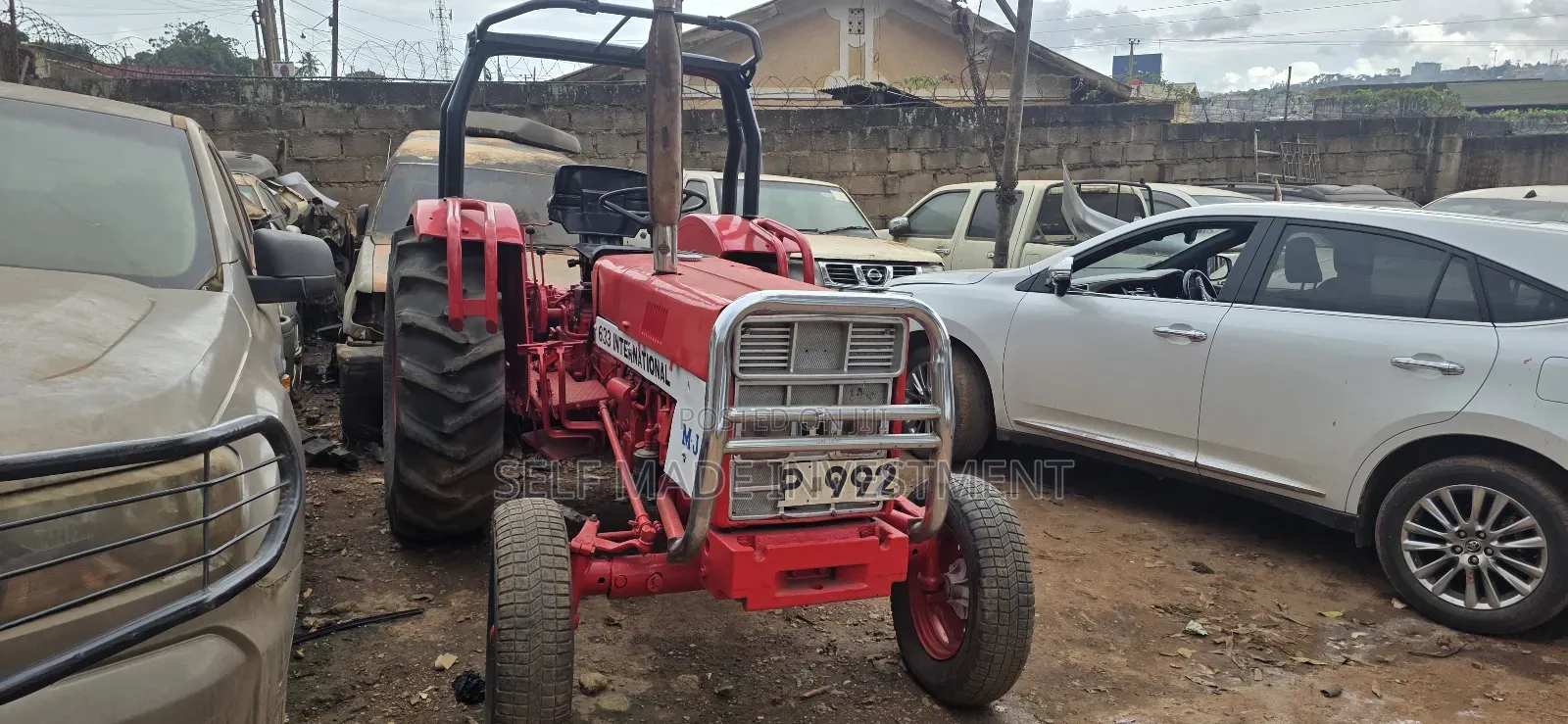 Mj 633 International Tractor