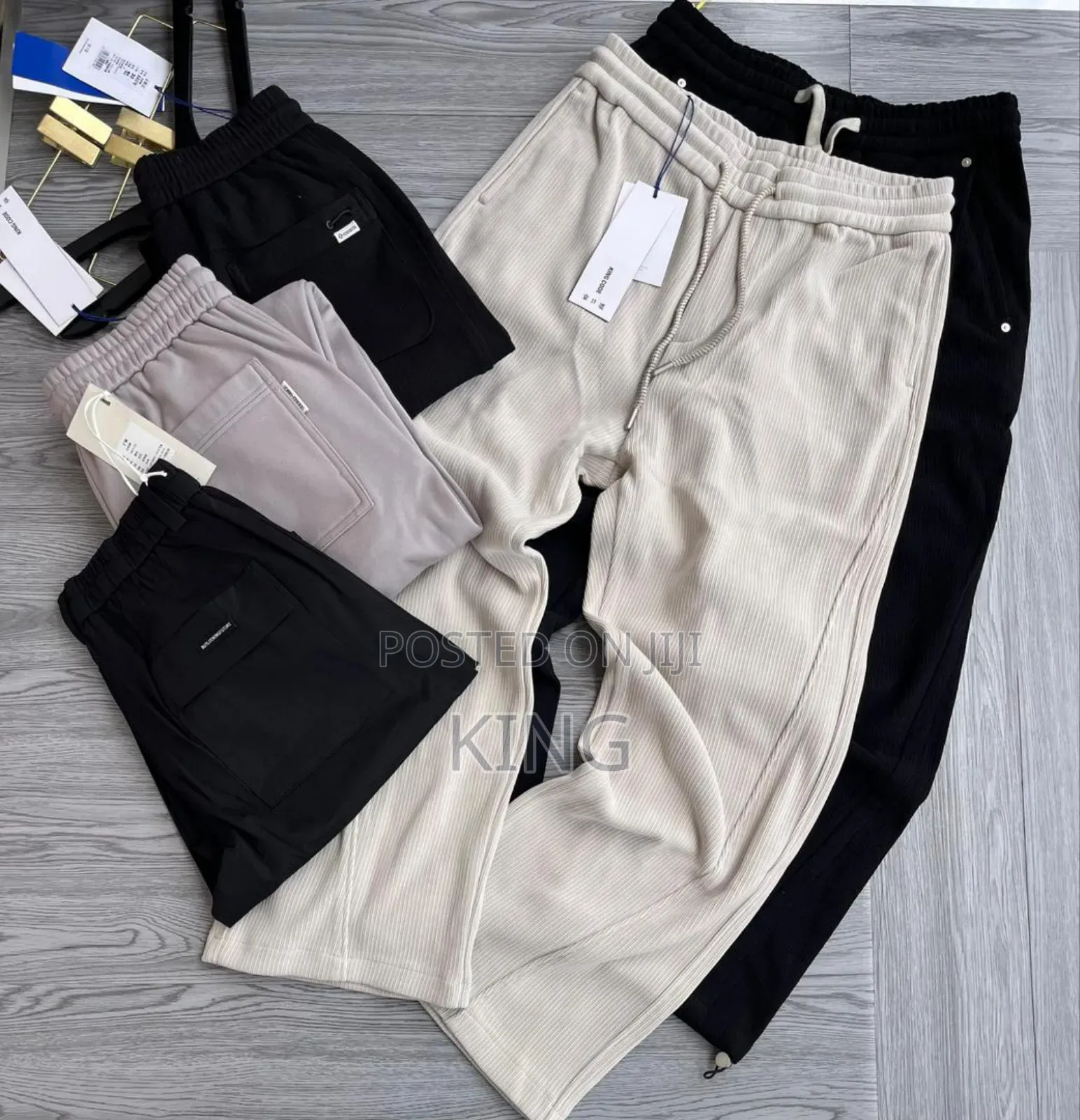 Fear of God Essentials Relaxed Fleece Sweatpants,