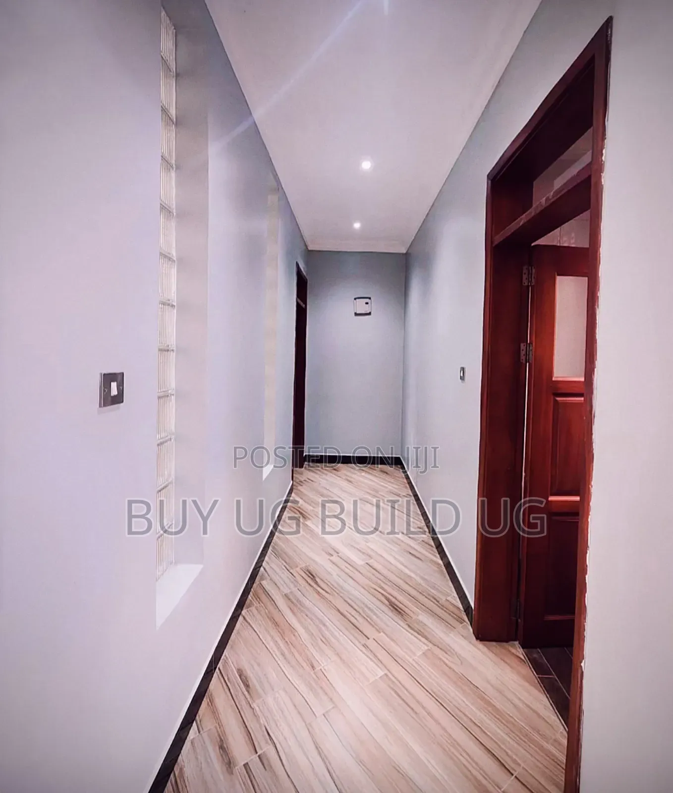 5bdrm Duplex in Kyanja, Central Division for sale