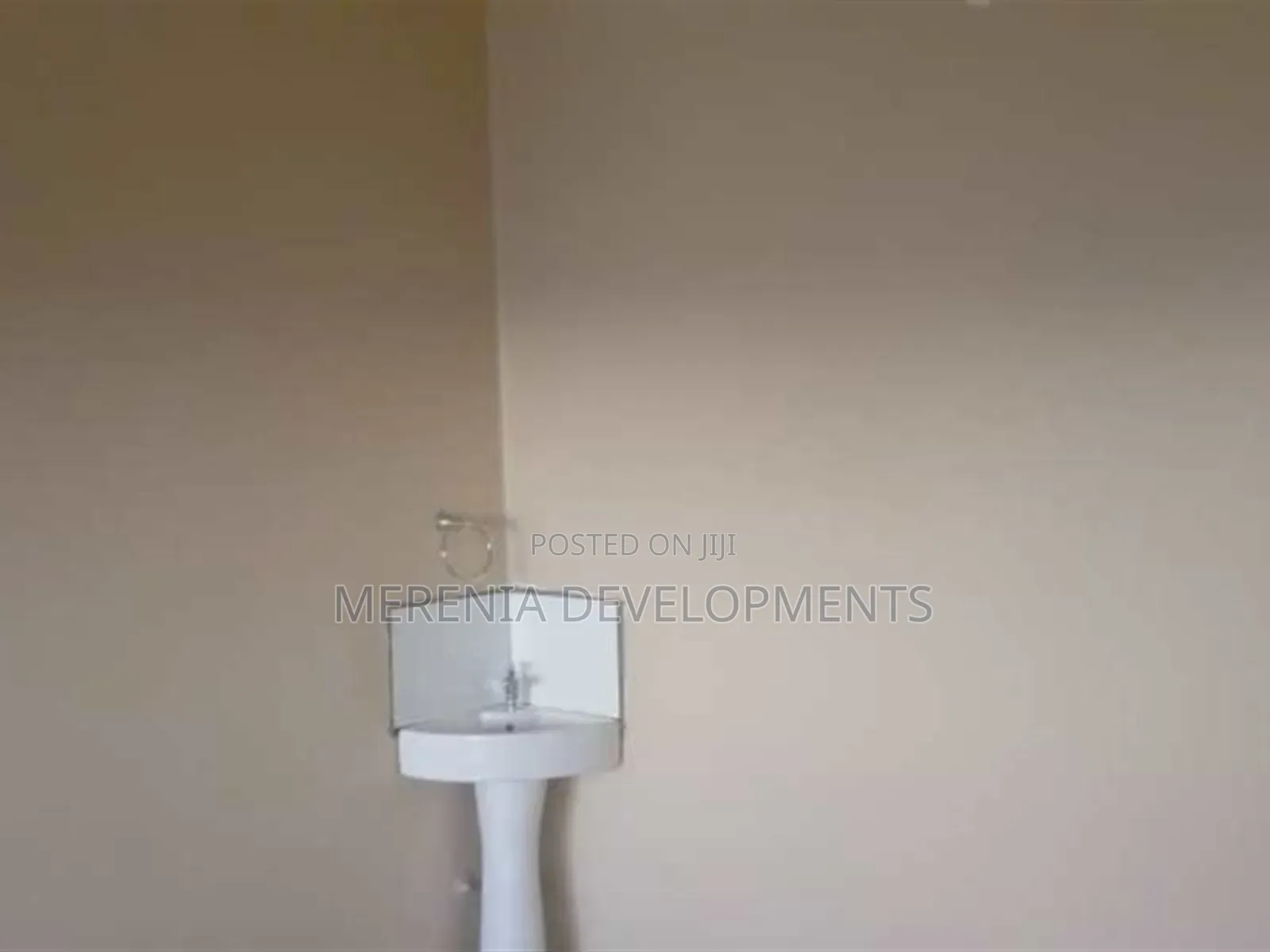3bdrm Apartment in Bunga, Makindye for rent