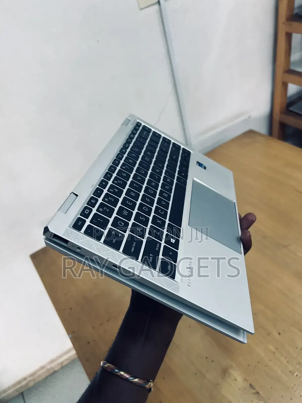 New Laptop HP EliteBook X360 1030 16GB Intel Core i7 SSD 512GB