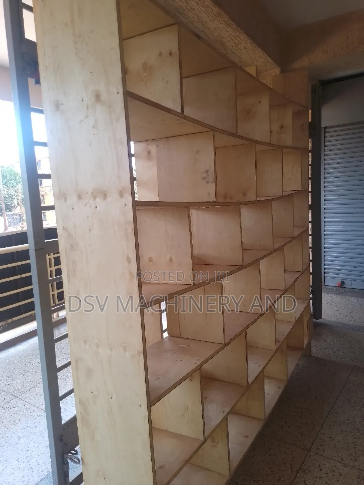 Shelves Wooden Amassa Gembawo
