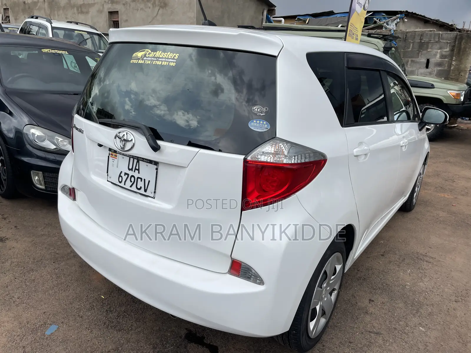 Toyota Ractis 2013 Silver