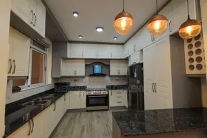 3bdrm Apartment in Kisugu, Makindye for sale
