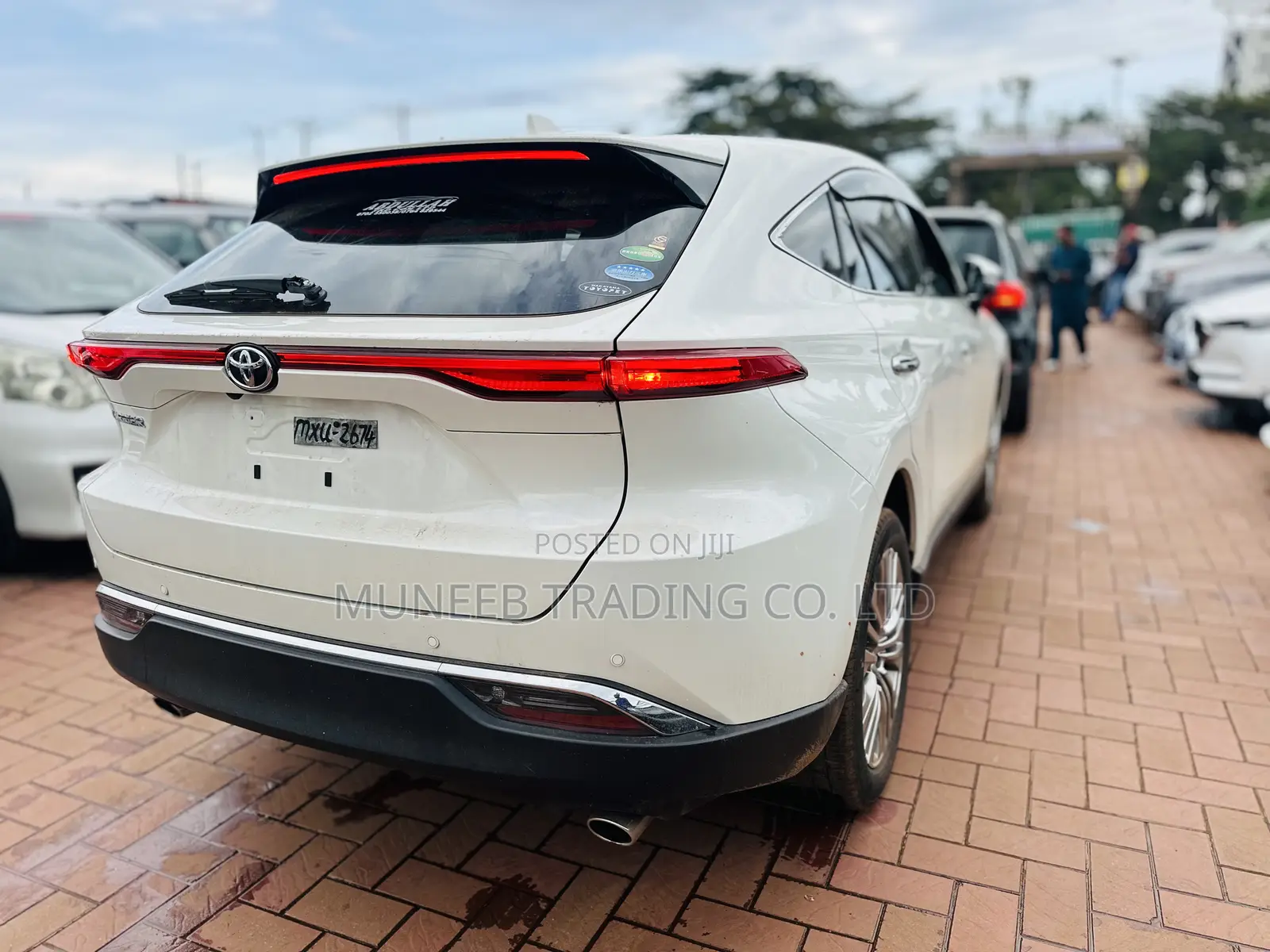 Toyota Harrier 2.0 2020 White