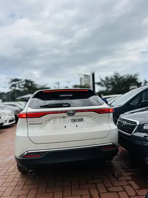 Toyota Harrier 2.0 2020 White