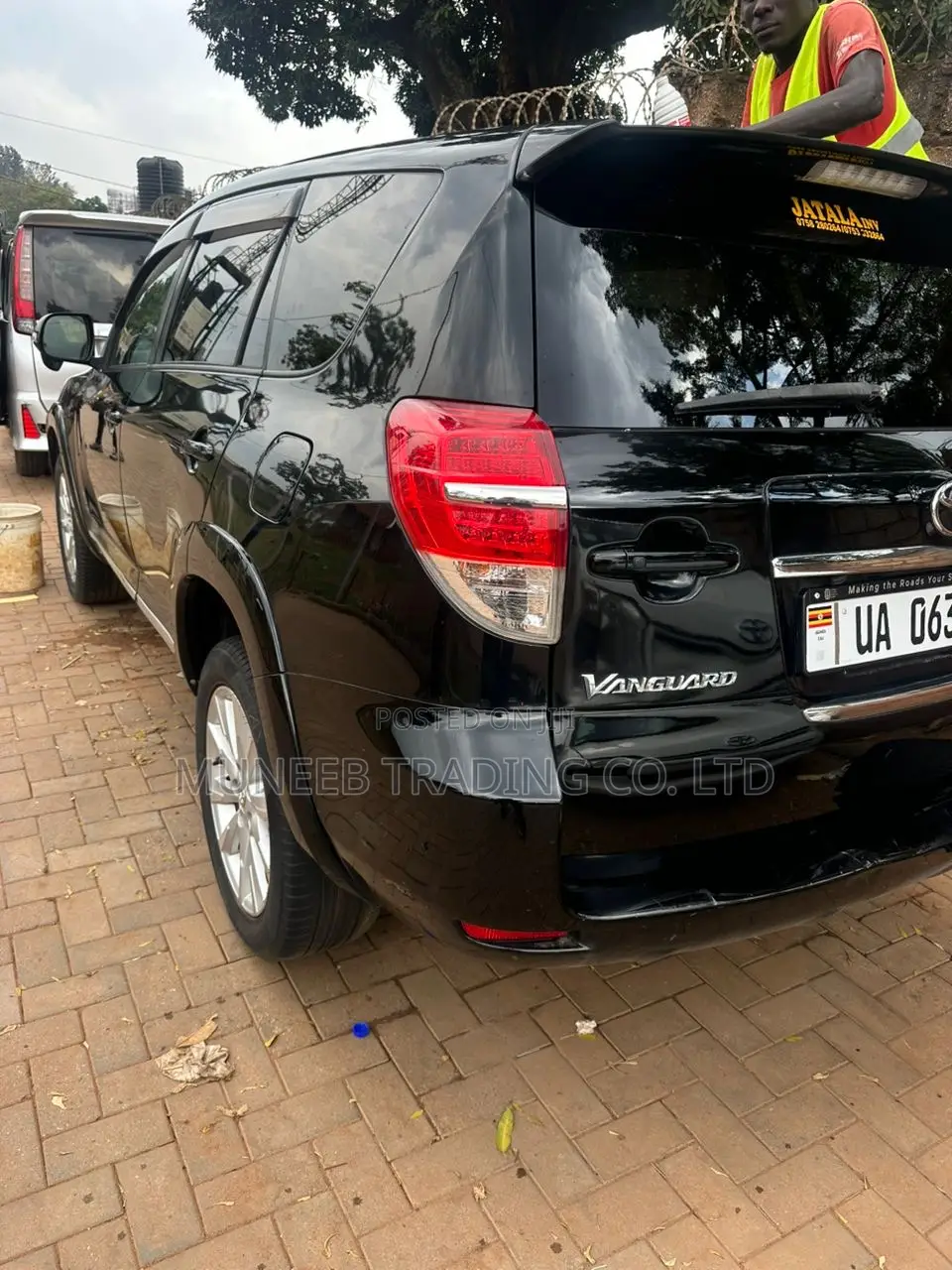 Toyota Vanguard 2012