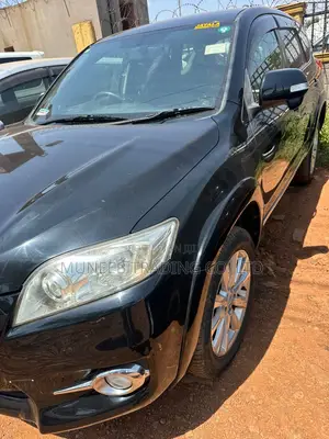 Toyota Vanguard 2012