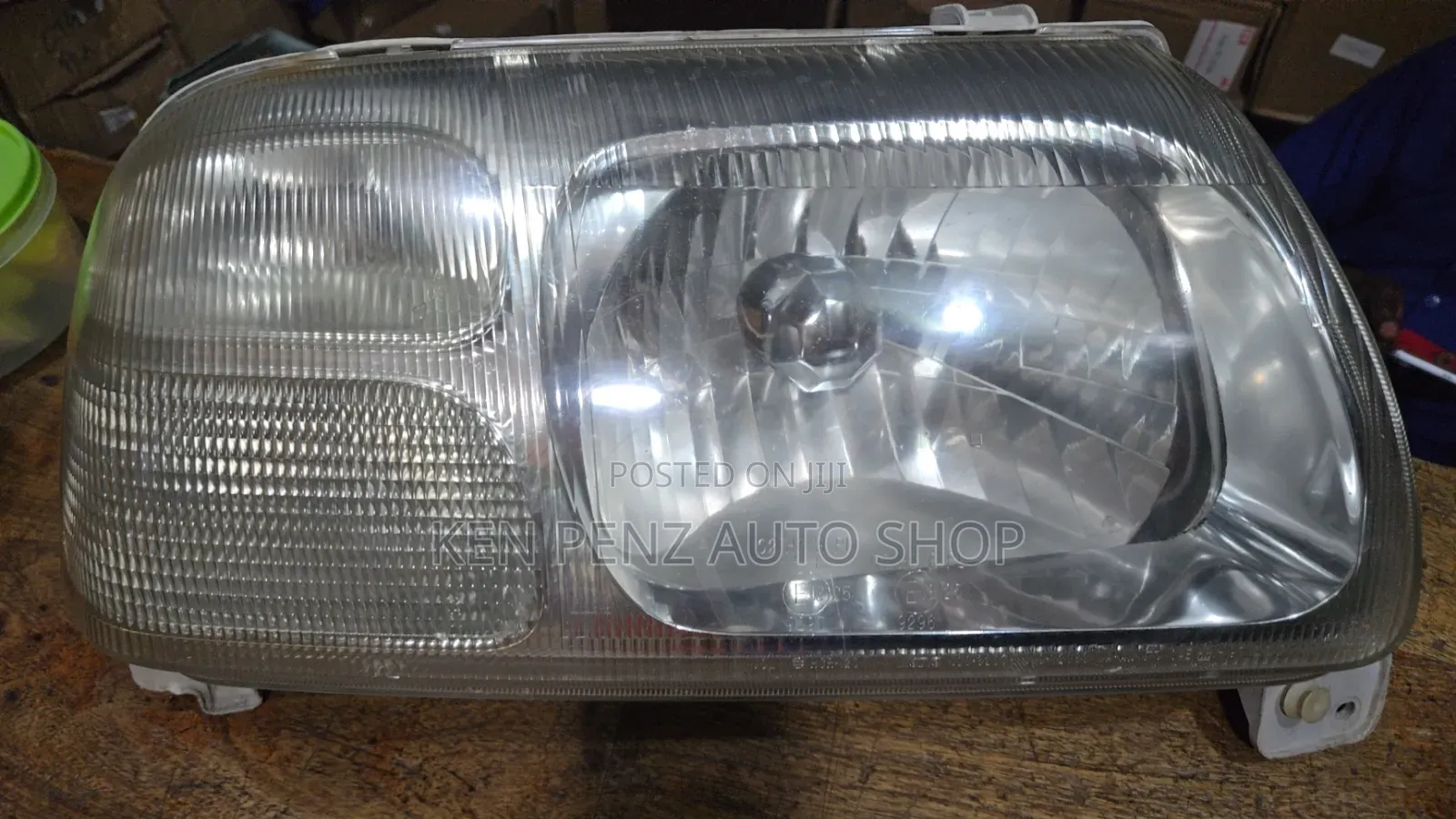 Suzuki Grand Vitara 2002 Headlamp