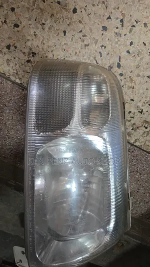 Suzuki Grand Vitara 2002 Headlamp