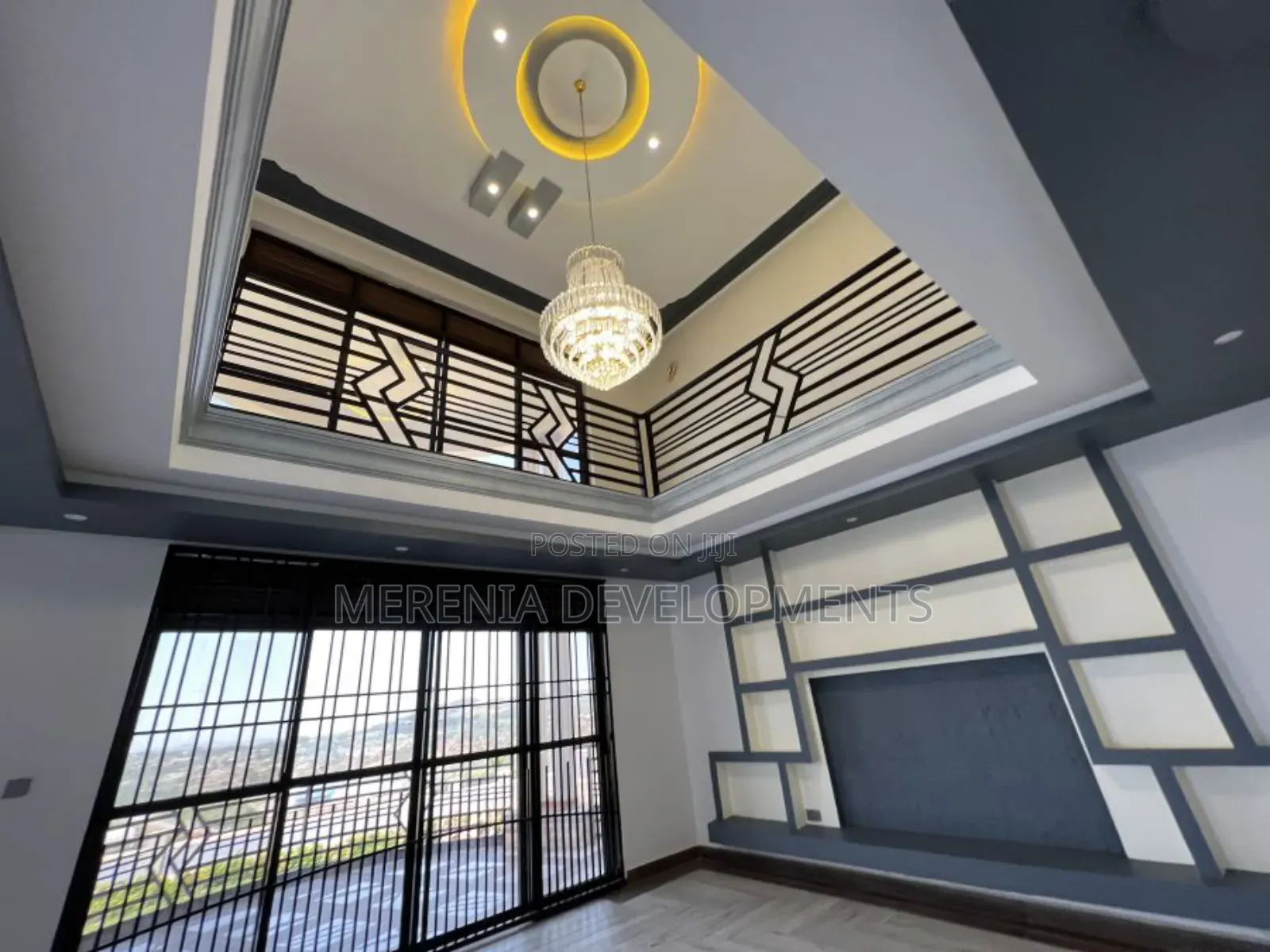 5bdrm House in Bwebajja, Central Division for sale