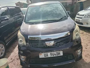 Toyota Noah 2011 Black