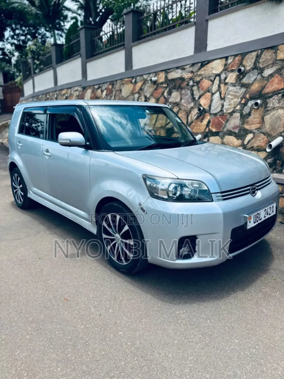 Toyota Corolla Rumion 2012 Silver
