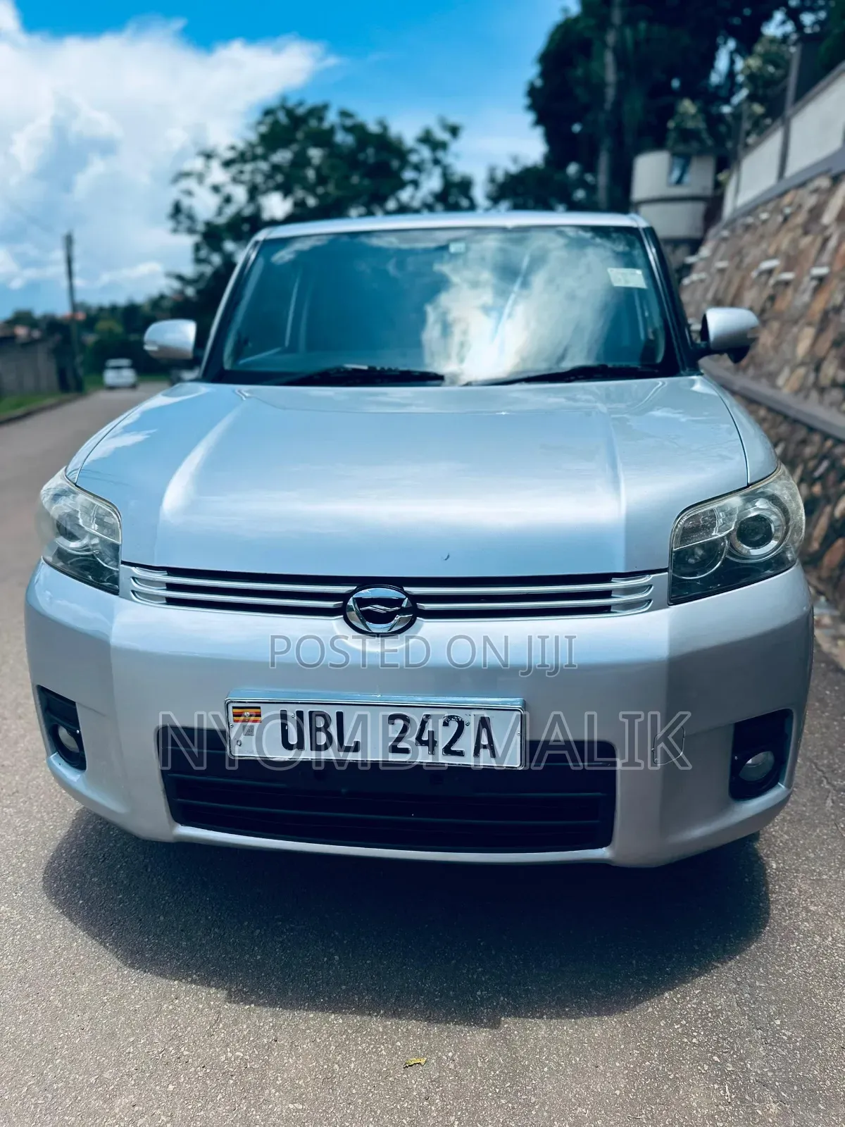 Toyota Corolla Rumion 2012 Silver
