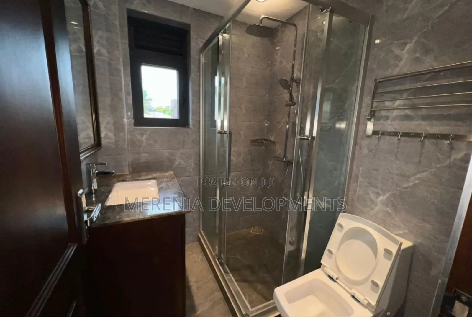 3bdrm Apartment in Kyambogo, Nakawa for rent