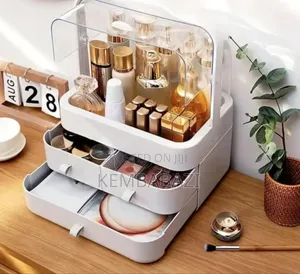 Portable Cosmetic Storage Organizer/Box
