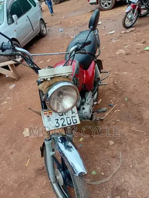 Simba UG Boss+ 100cc 2022 Red
