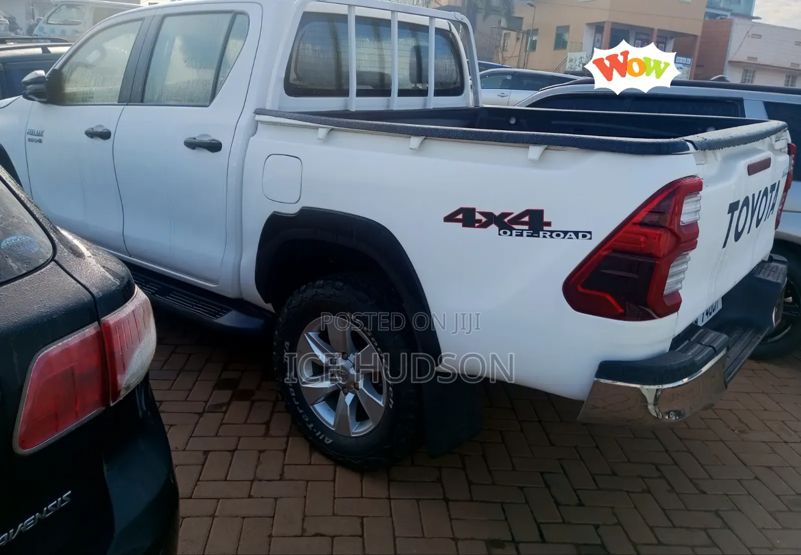 Toyota Hilux 2013 White