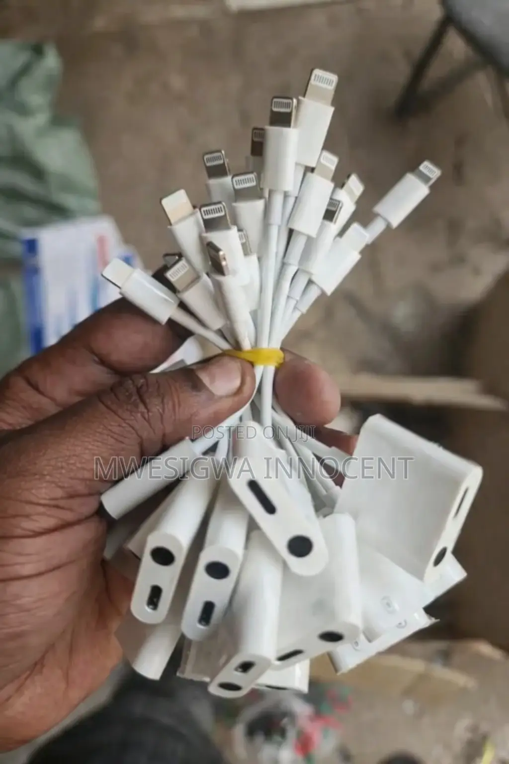 iPhone Headphone Jack 35mm and Charger