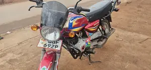 Bajaj CT 125X 2025 Red