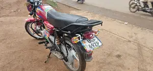 Bajaj CT 125X 2025 Red