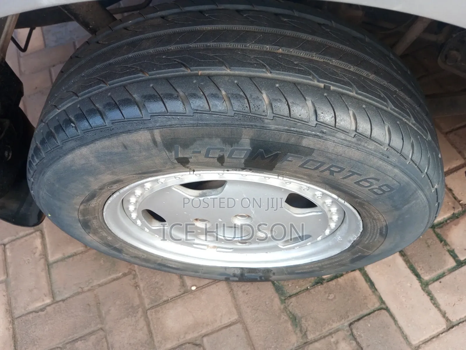 Toyota Noah 2003 Silver