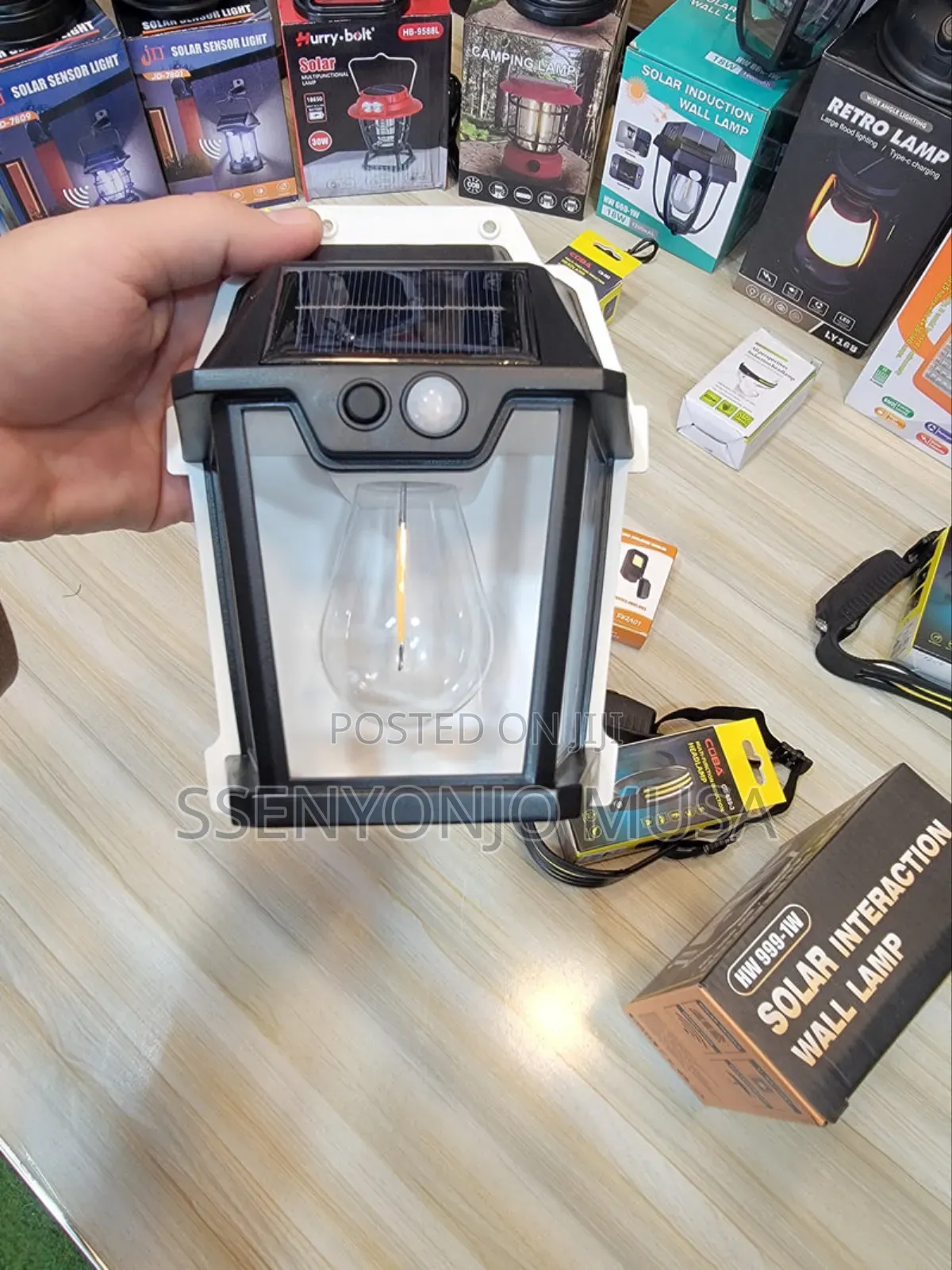 Solar Wall Lamp Hw 999 – Motion Sensor Solar Led Outdoor Light