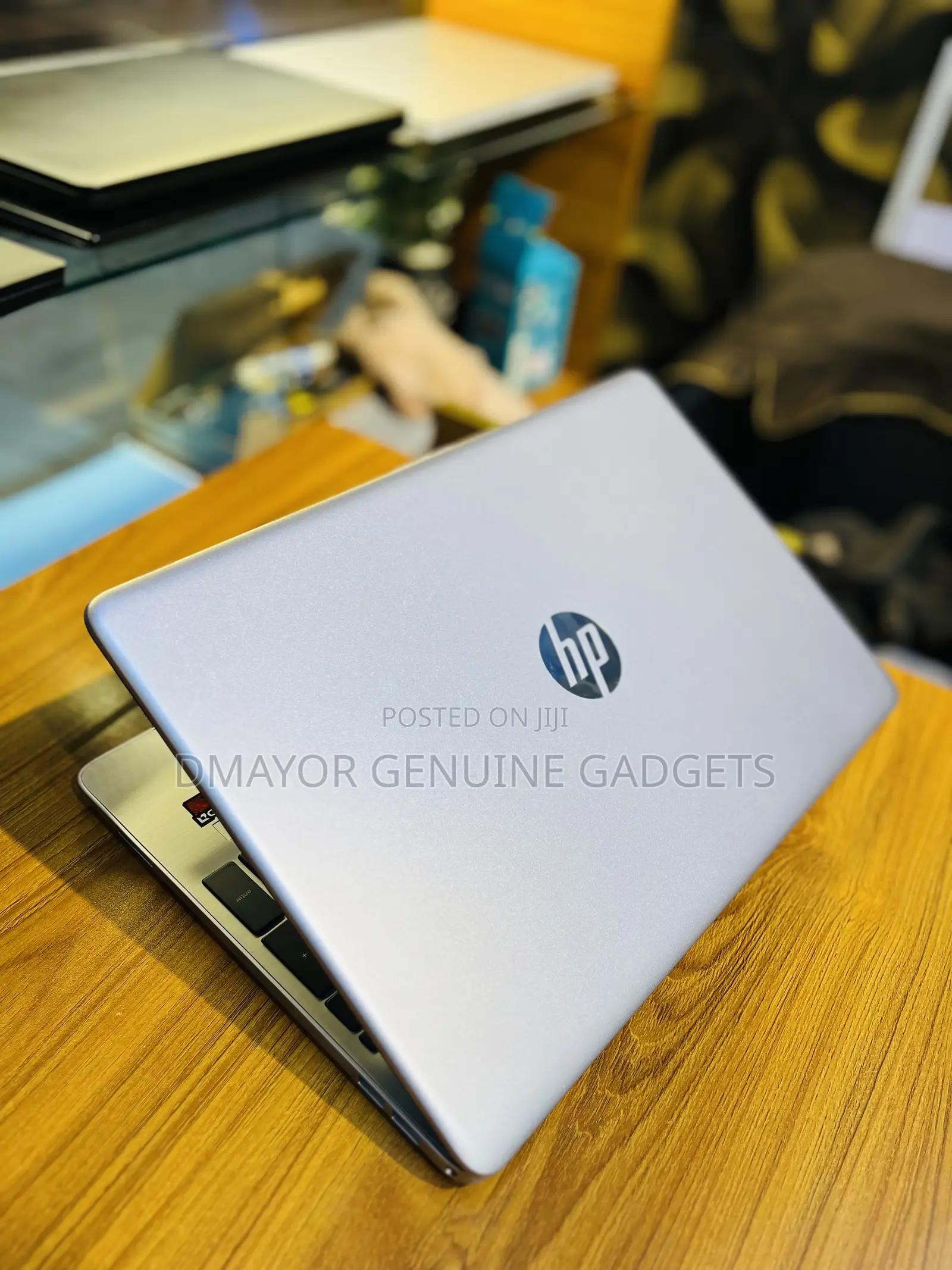 Laptop HP 15 8GB AMD Ryzen 3 SSD 256GB