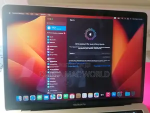Laptop Apple MacBook Pro 2017 8GB Intel Core i5 SSD 256GB