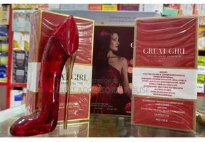 Carolina Herrera Uniflame Grate Girl Eau De Parfum Set for Women