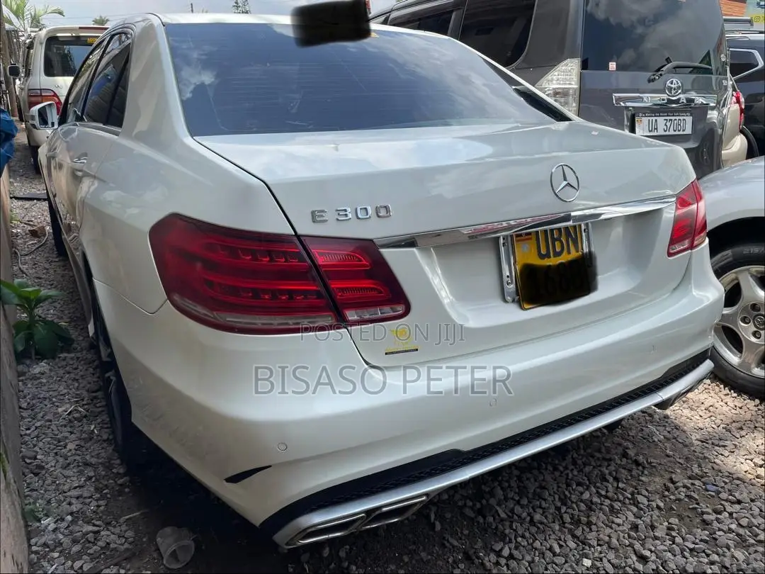 Mercedes-Benz E300 2015 White