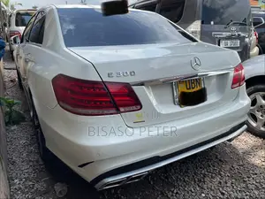 Mercedes-Benz E300 2015 White