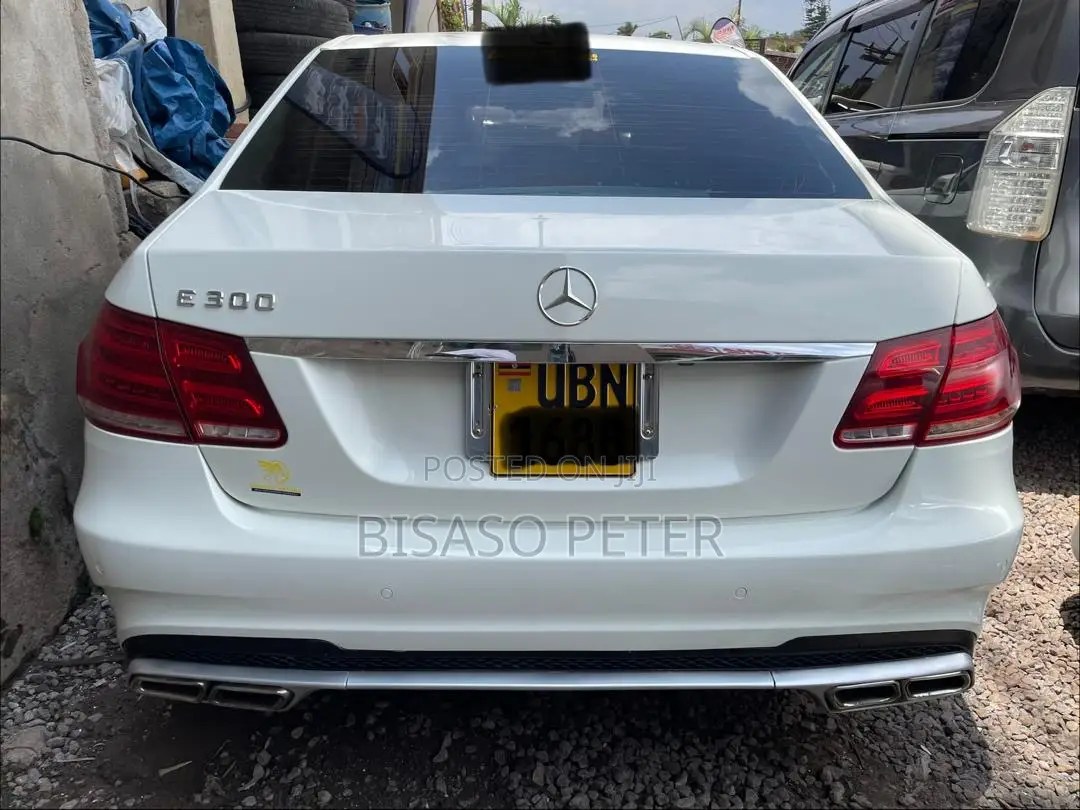 Mercedes-Benz E300 2015 White