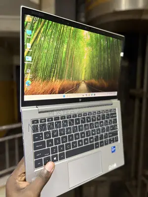 Laptop HP EliteBook 830 G8 16GB Intel Core i5 SSD 256GB