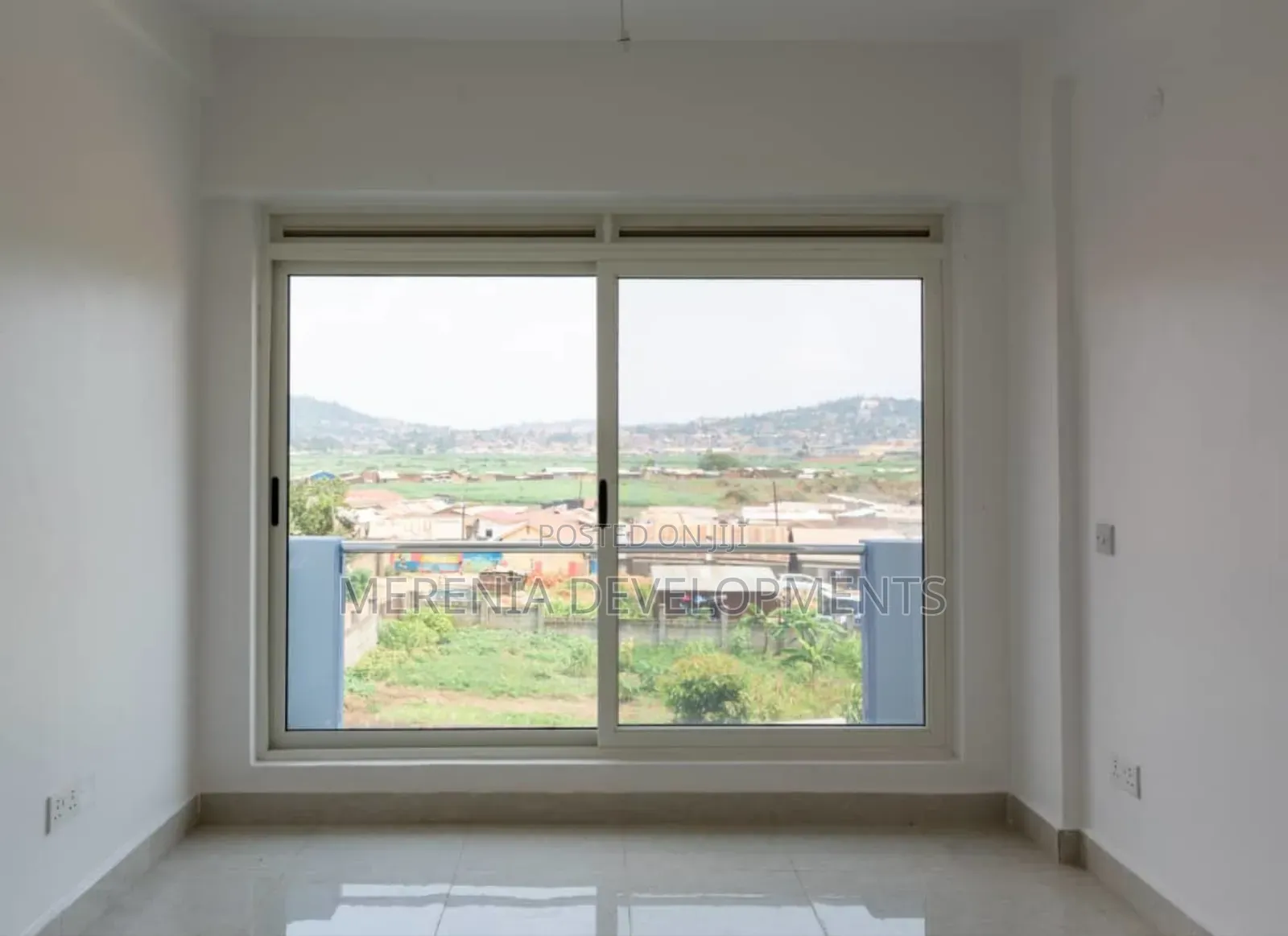 3bdrm Condo in Muyenga, Makindye for sale