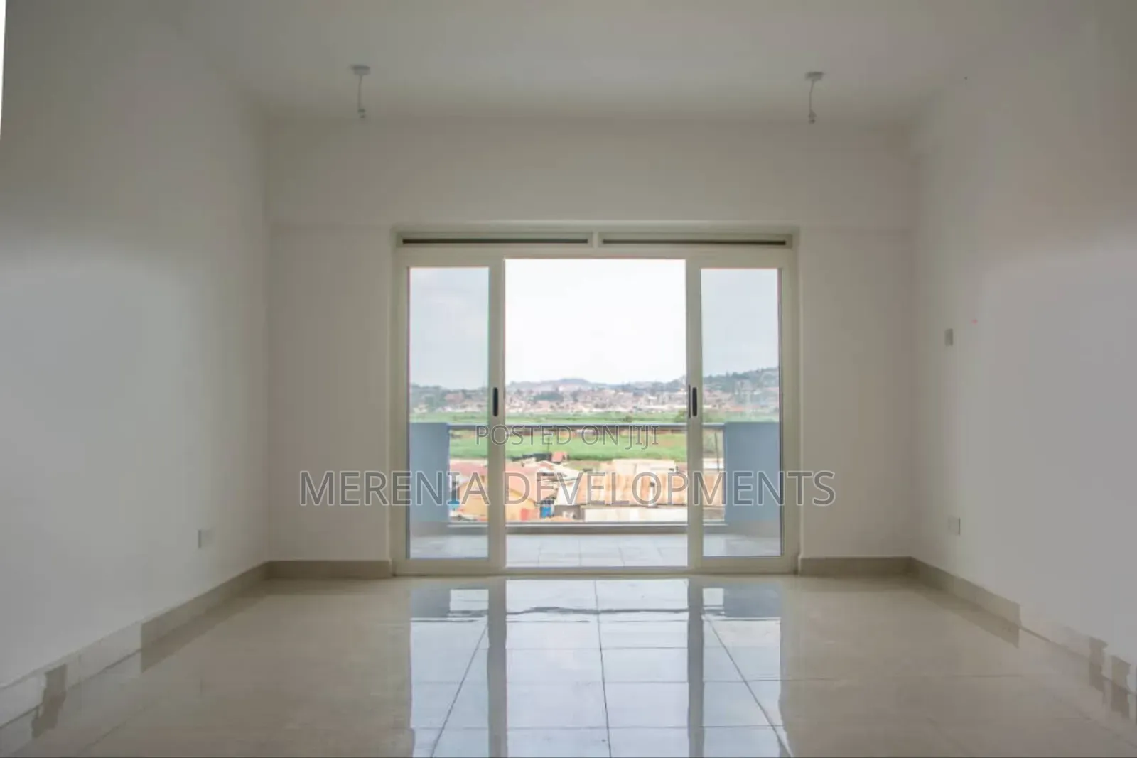 3bdrm Condo in Muyenga, Makindye for sale