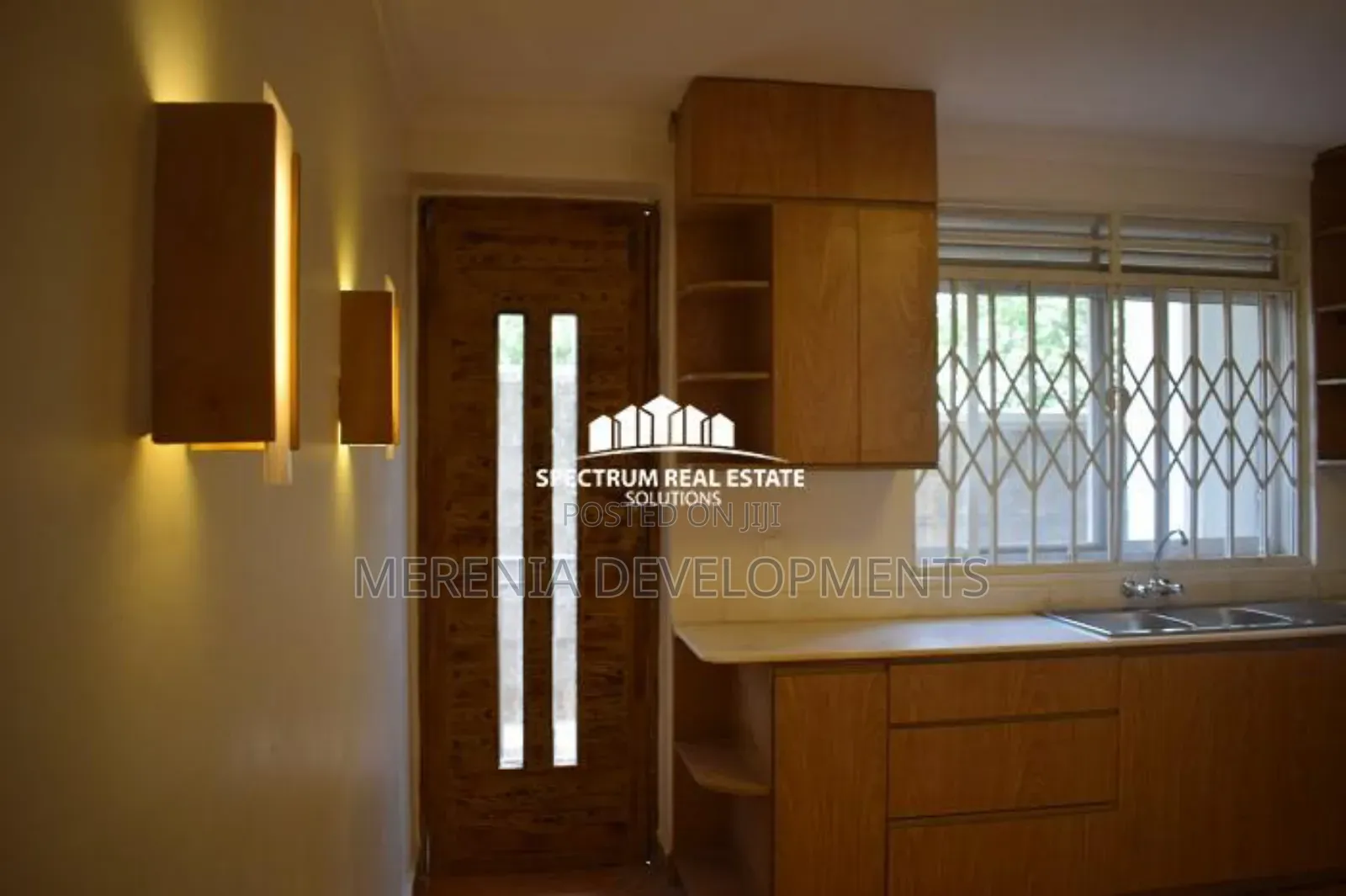 3bdrm Apartment in Kiwatule, Nakawa for sale