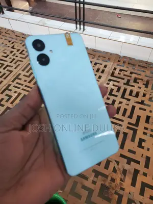Samsung Galaxy A06 128 GB Green