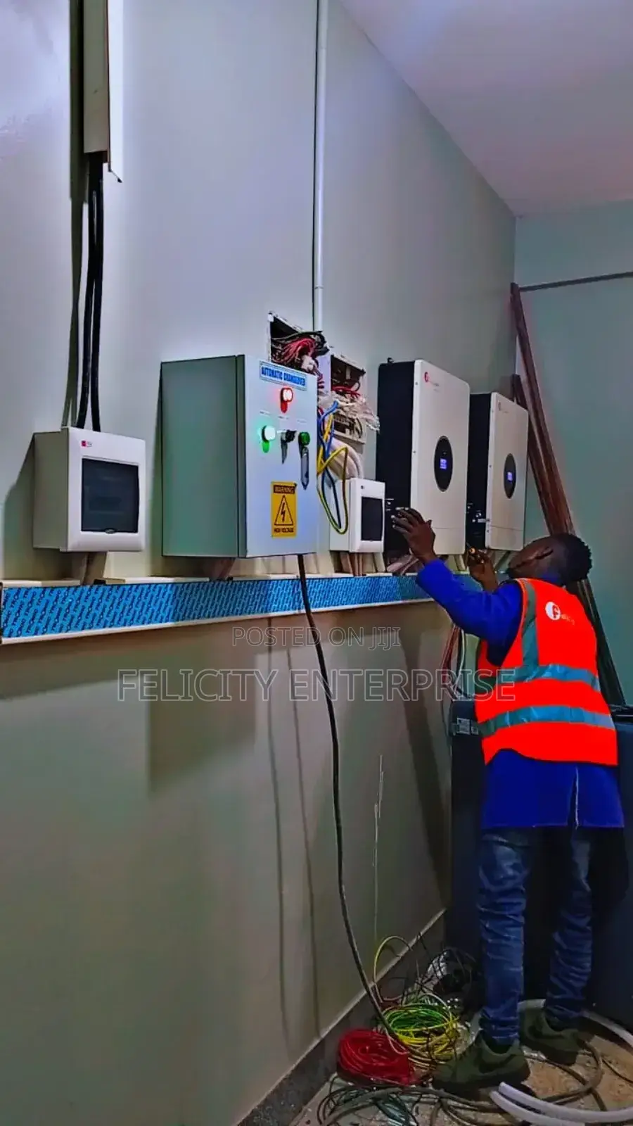 Ivem-12048, 12kva Hybrid Inverters